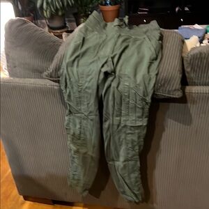 Lululemon street to studio pants size 2